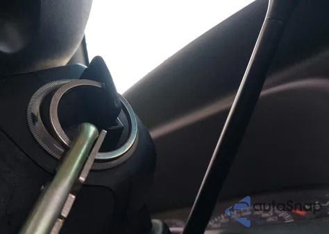 1998 Dodge Ram 1500 St from USA, damaged, VIN 1B7HF13Z9WJ163928